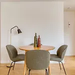 Ues 2Br W Doorman Gym Nr Central Park Nyc-1299