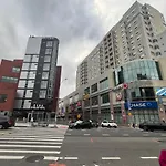 Starlight Near Lga Airport Hotel 3*