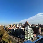 Hotel Starlight Near Lga Airport 3*