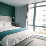 Hotel Starlight Near Lga Airport
