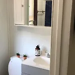 Cozy With Private Bathroom * New York