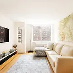 Lovely 2 Bedroom Apartment