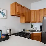 Beautiful Studio Apartment At East Side