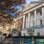 Park East And Museums