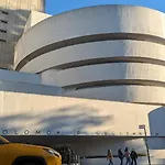 Homestay Park East And Museums New York