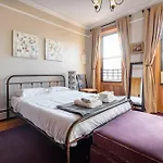 Amazing 3 Bedroom Apartment