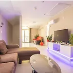 Cozy Private Room 2 In Flushing