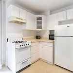 The Upper East Side Monthly Apartment *