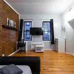 The Upper East Side Monthly * New York