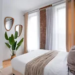 Apartment 153-1g Newly Renovated 2br Lower East Side *