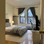 Time Square 42nd Street Private Homestay *