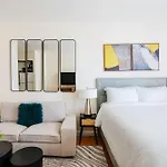 Apartment 338-3b Union Square Newly Reno Sleeps 3