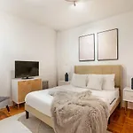 61-2a Large 1br In Upper East Side *