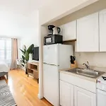 Apartment 338-3b Union Square Newly Reno Sleeps 3 *