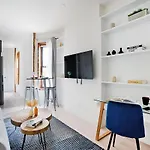 48-1fe Brand New 1br Prime Hell's Kitchen Wd In Unit New York