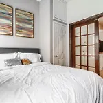 The Nest- 1 Bedroom 1 Bath Convenient And Cozy Apartment