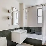 Apartment Blueground Chelsea Elev Wd Nr 8th Ave Nyc-1450 *