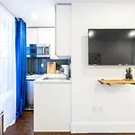 Apartment 69-4c Prime Lower East Side 1br Brand New