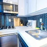 Apartment 69-4c Prime Lower East Side 1br Brand New New York
