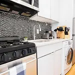 26-4a New Prime 20's W D Shared Courtyard