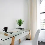 444-4f Newly Renovated 1br In Midtown West