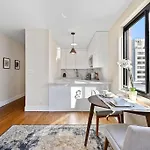 Apartment Modern One Bedroom With Private Balcony New York
