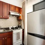Apartment 69-4d Trendy Lower East Side 1b Brand New *
