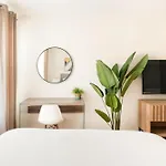 338-3b Union Square Newly Reno Sleeps 3 Apartment *