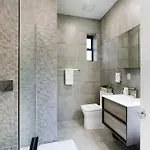 48-1fe Brand New 1br Prime Hell's Kitchen Wd In Unit * New York