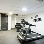Apartment 91-1d 3br 2baths Duplex With A Private Back Yard - Gym New York