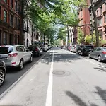 91-1d 3br 2baths Duplex With A Private Back Yard - Gym Apartment *