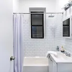 Apartment 91-1d 3br 2baths Duplex With A Private Back Yard - Gym New York