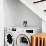 Apartment 91-1d 3br 2baths Duplex With A Private Back Yard - Gym *