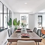 Apartment 91-1d 3br 2baths Duplex With A Private Back Yard - Gym