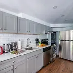 91-1d 3br 2baths Duplex With A Private Back Yard - Gym Apartment *