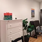 Park East And Museums Homestay New York