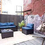 3Br 2Baths With Private Outdoors