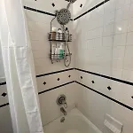 Comfy By Columbus Circle Guest house