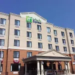 Country & By Radisson, Staten Island Hotel
