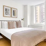 Apartment Midtown E 2br W Elevator Doorman Gym Nr Un Nyc-752