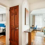 61-2c Prime Ues 2br Newly Furnished Value New York