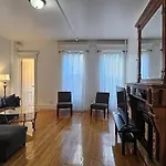 Sylish 1 Bedroom Apartment In Nyc!