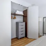 Apartment Midtown West 1br W Doorman Nr Rockefeller Center Nyc-1394 New York