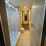 Hotel-style @ The Mansfield Midtown