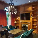 Hotel-style @ The Mansfield Midtown * New York