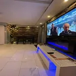 Brooklyn Luxury Spring Retreat With Private Outdoor Space