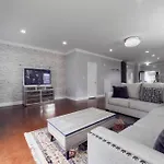 Waterfront Gem Duplex 3 Bedroom 2floor In Whitestone Bronx Free Parking Hotel New York