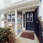 Waterfront Gem Duplex 3 Bedroom 2Floor In Whitestone Bronx Free Parking