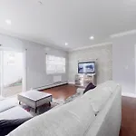 Hotel Waterfront Gem Duplex 3 Bedroom 2floor In Whitestone Bronx Free Parking