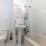 The Upper East Side Monthly Apartment *